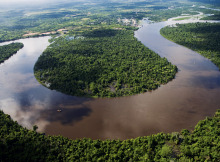 Naviguer sur l'Amazone